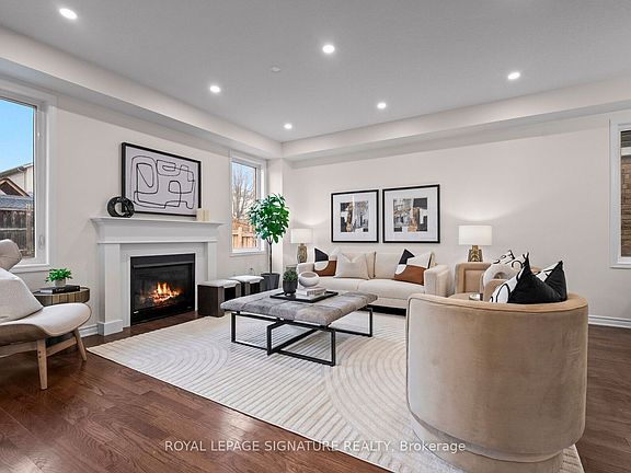 2nd image of 67 Watermill St