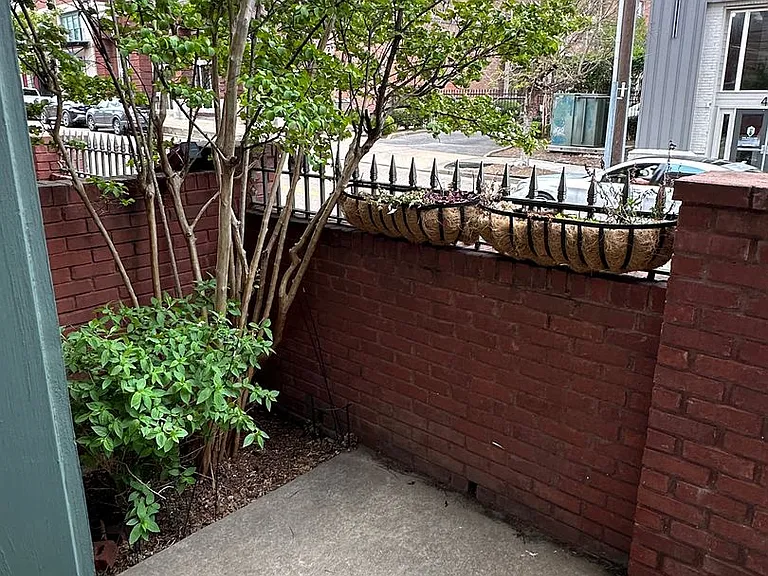 435 S Front St #109 — Photo 28