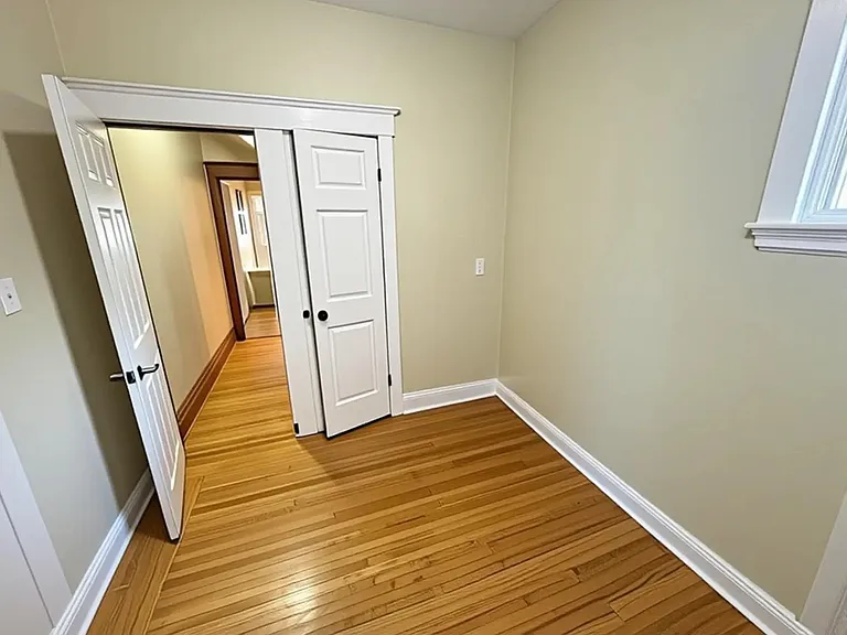 70 Belview Ave #2 — Photo 8