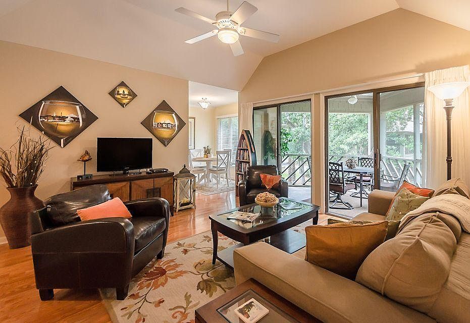 1st image of 4688 Tennis Club Ln