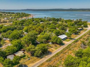 125 Anthony Possum #M, Graford, TX 76449