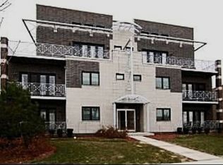 2521 N 76th Ave APT 1NW, Elmwood Park, IL 60707