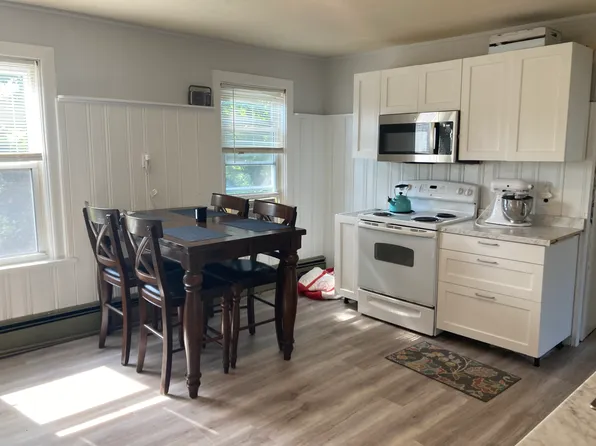 79 Mulberry St, Attleboro, MA 02703