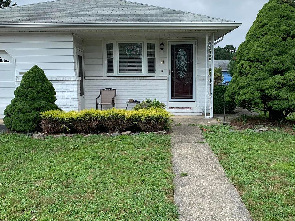 2nd image of 89 Scarborough Pl