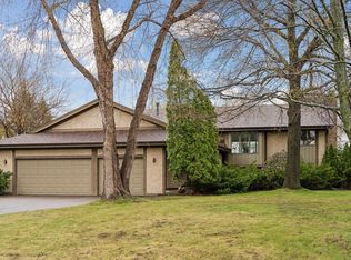 30 Quantico Ln N, Plymouth, MN 55447