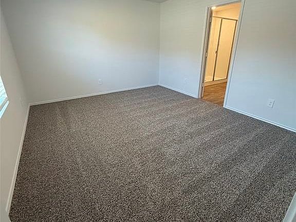 4th image of 214 Alkali Dr