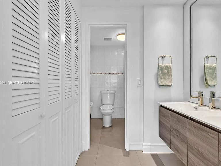 9381 E Bay Harbor Dr #202S — Photo 13