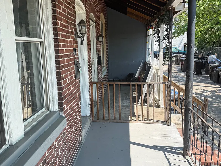 119 Pearl St #1 — Photo 3