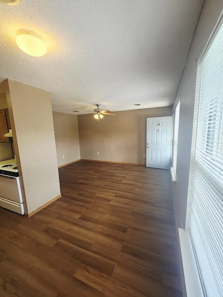 1 bed, 1.0 bath, 640 sqft, $650 — Photo 4