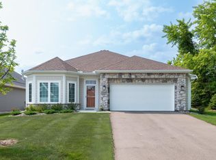 1157 Fabel Ln, Waconia, MN 55387