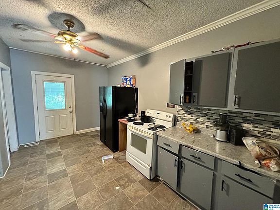 4th image of 2102 65th St