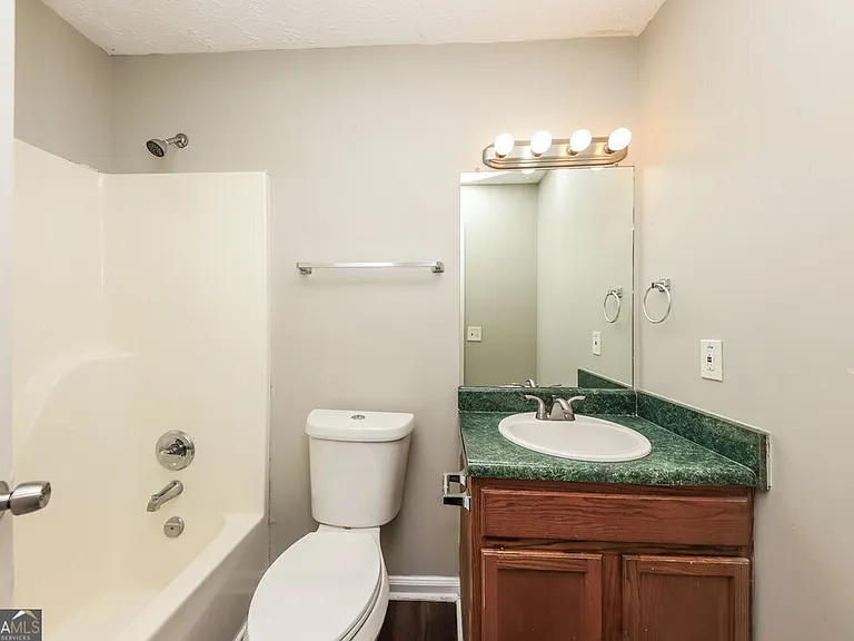187 Sherwood Forest Dr — Photo 14