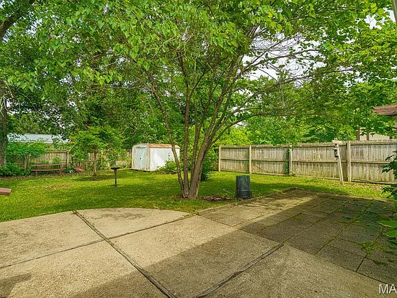 4th image of 106 Steeplechase Rd