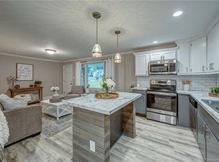 923 Laurel Ln, Gastonia, NC 28054
