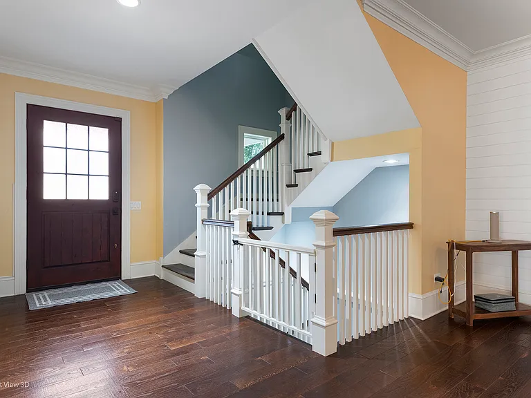 22501 W Renwick Rd — Photo 2