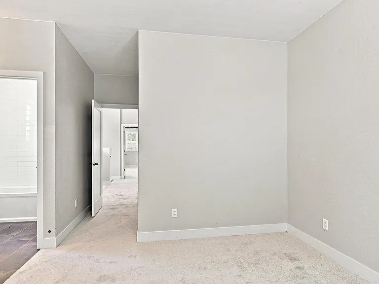 3078 S Lincoln St — Photo 19