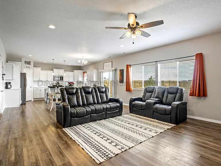 8747 Bynum Dr — Photo 4