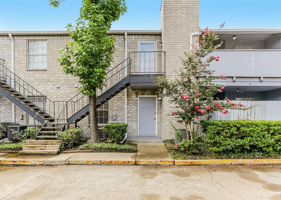 1st image of 9797 Leawood Blvd APT 1419