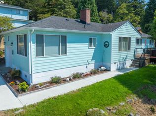 29785 Hound Dog Rd, Gold Beach, OR 97444