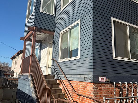 2nd image of 1714 Columbia St APT 1
