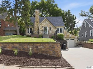 1811 N 49th St, Omaha, NE 68104