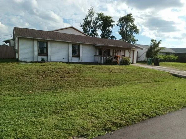 756 SW Bond Road, Port St Lucie, FL 34953