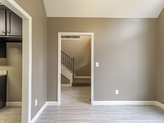 4th image of 1122 Hillside Ln Lot 22