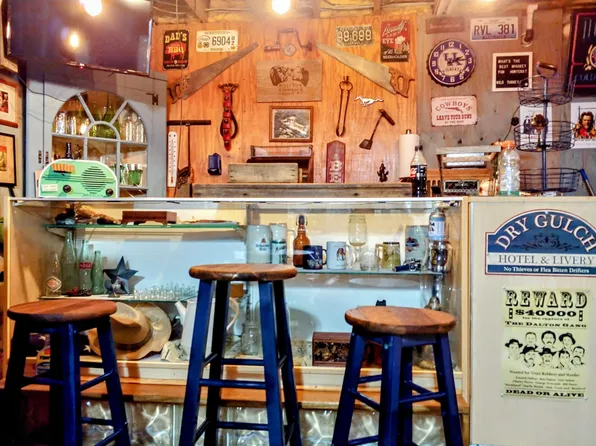 425 Davis Rd, Falmouth, KY 41040