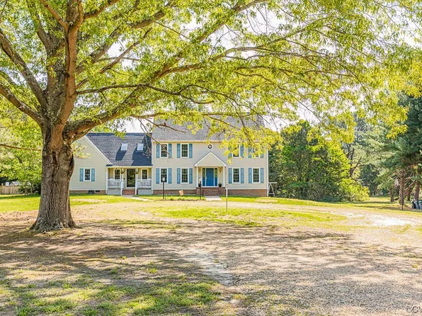 7406 Burnett Field Dr, Mechanicsville, VA 23111