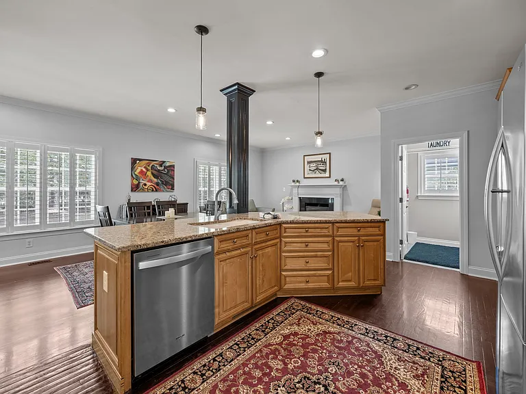 3504 Cranberry Ln — Photo 8