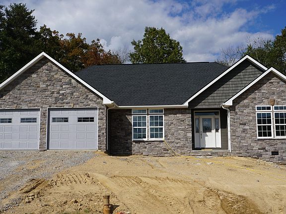 3rd image of 76 Marie Ln Lot 94