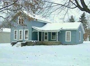 555 Centreville Rd, Constantine, MI 49042