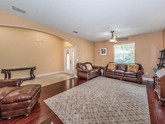 3rd image of 3857 Evergreen Oaks Dr