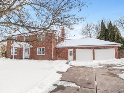 38 Lake Ave, Lyndonville, NY, 14098