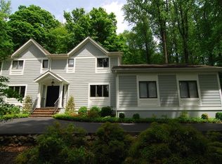 3 Cromwell Dr, Mendham, NJ 07945