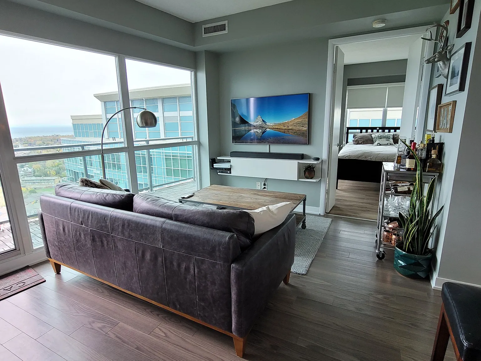2 bed, $3,100 — Photo 2