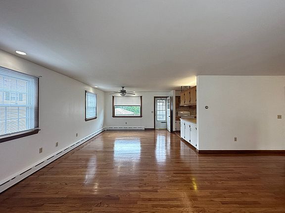 2nd image of 152 Evarts St