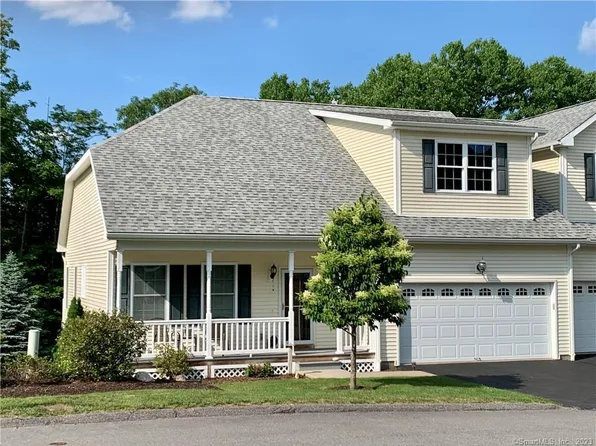 81 Oak Meadow Lane #81, Torrington, CT 06791