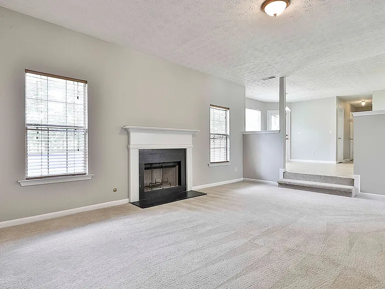 12450 Lakeside Pkwy — Photo 6