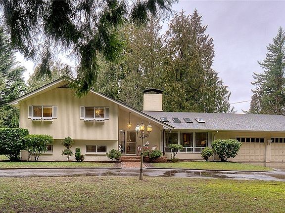 5th image of 6206 Shady Ln SE