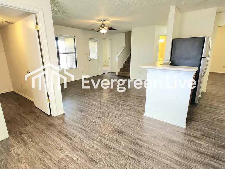 2240 Zuni Ct — Photo 9