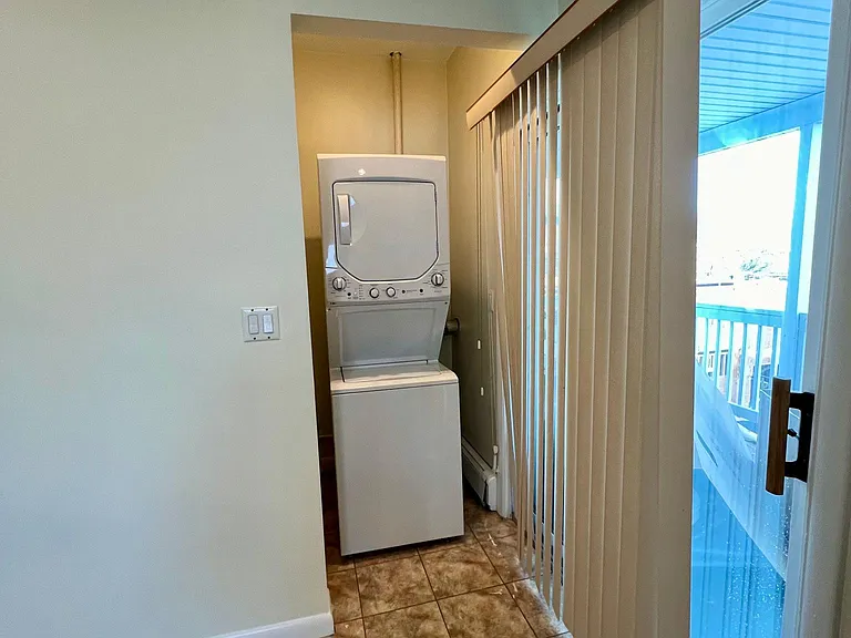 108 Chestnut St #3 — Photo 1