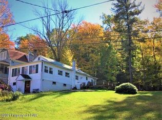 1st St, Harveys Lake, PA 18618
