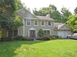 612 Asbury Rd, Cincinnati, OH 45255