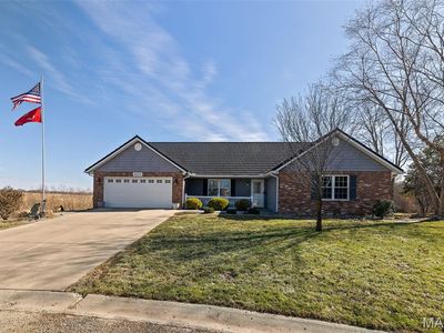 227 Suburban Dr, Smithton, IL, 62285