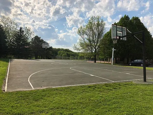 Kristen Ct — Photo 11