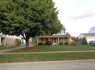 12774 Windsor Ct, Sterling Heights, MI 48313