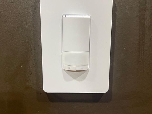 5th image of 95 Oxford Ave #4