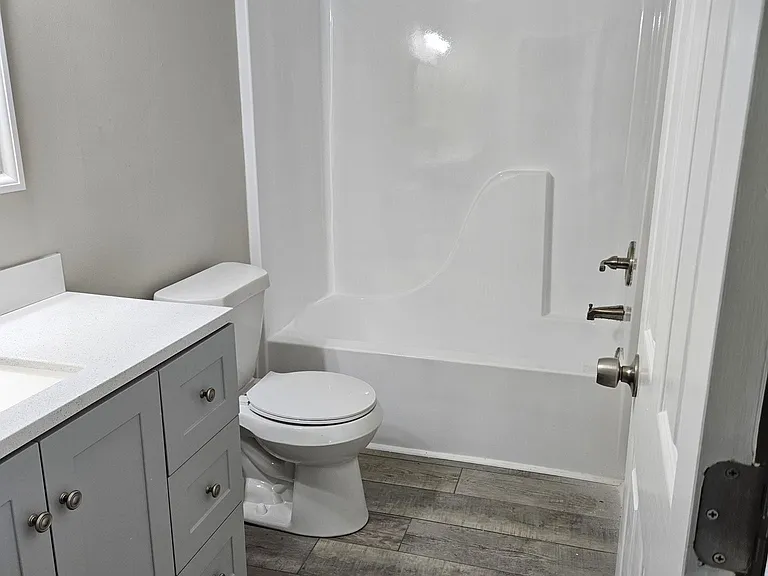 1103 Johnson Rd — Photo 1