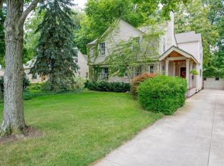 2667 Andover Rd, Columbus, OH 43221